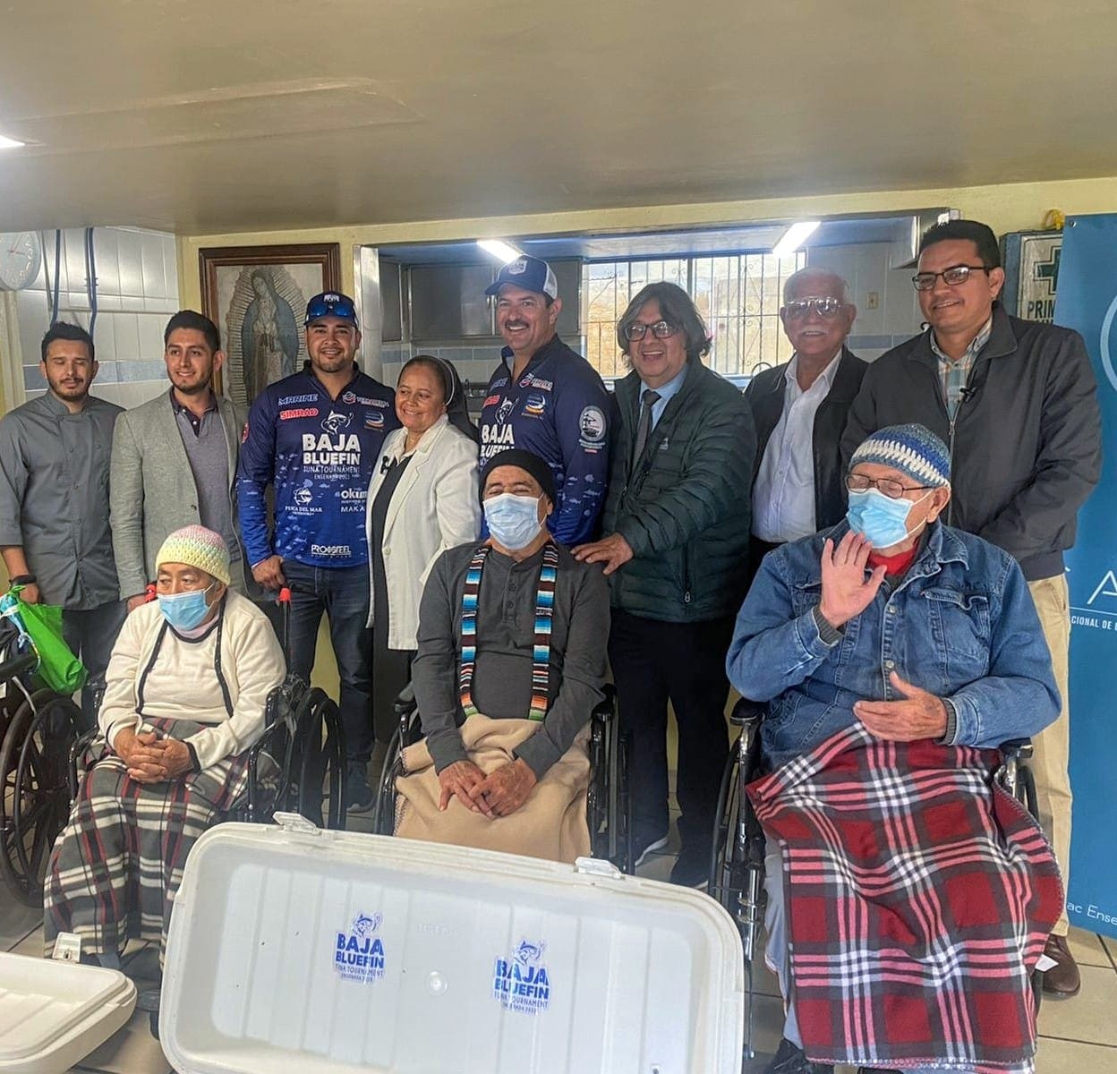 DONAN CAPTURAS DEL TORNEO DE ATÚN ALETA AZUL A “CASA HOGAR DEL ANCIANO”: SEPESCA