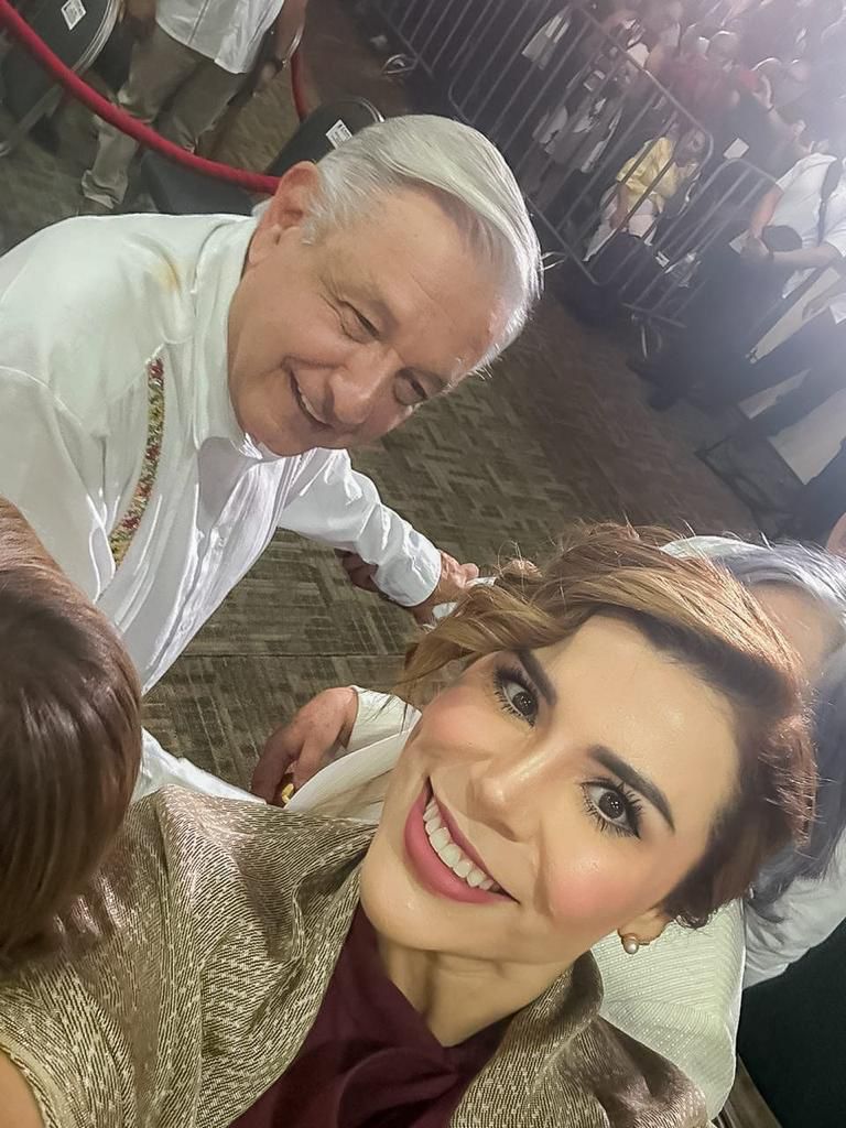 ACOMPAÑA MARINA DEL PILAR AL PRESIDENTE ANDRÉS MANUEL LÓPEZ OBRADOR EN EL QUINTO INFORME DE GOBIERNO