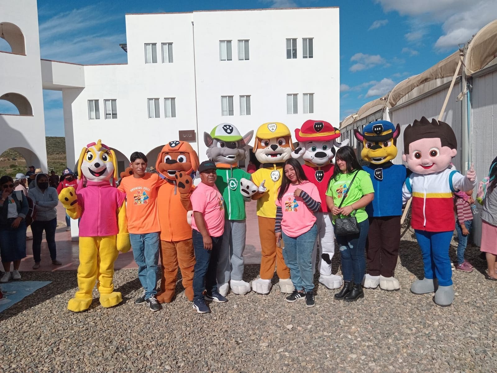 REALIZAN ESTUDIANTES DE SECUNDARIA ACTIVIDAD ALTRUISTA EN HOSPITAL MATERNO INFANTIL DE MEXICALI