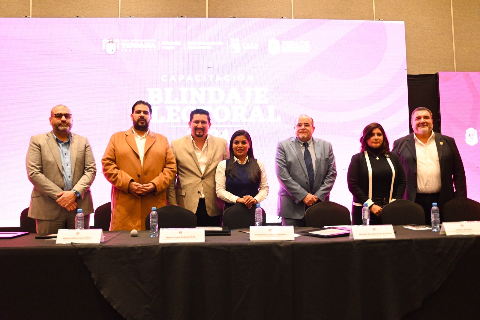 SE CAPACITAN SERVIDORES PÚBLICOS DEL AYUNTAMIENTO DE TIJUANA EN MATERIA ELECTORAL