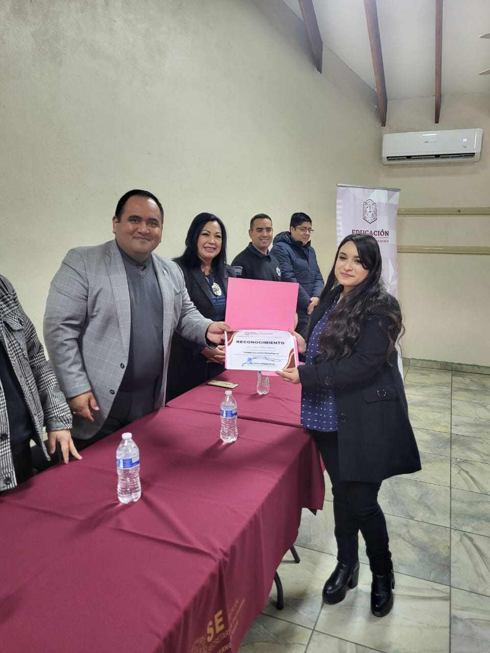 FOMENTA SECRETARÍA DE EDUCACIÓN CUIDADO DE LA SALUD MENTAL